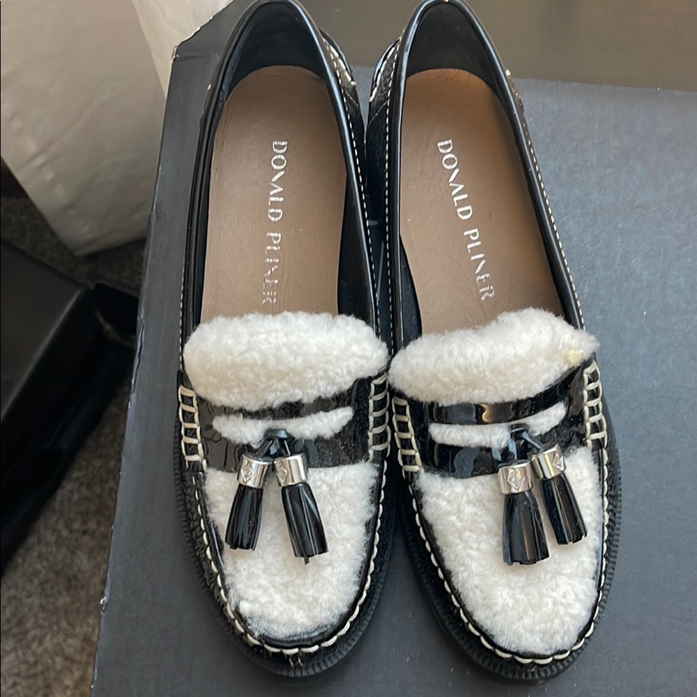Donald J. Pliner Black and White Flats with Tassels